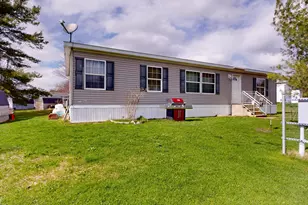 8 Sheldon Pl, Lewiston, ME 04240 - Photo 32