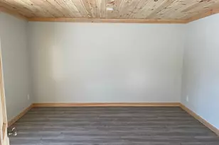 296 N Main St, Pittsfield, ME 04967 - Photo 14