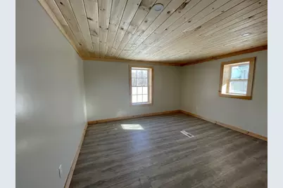 296 N Main Street, Pittsfield, ME 04967 - Photo 10