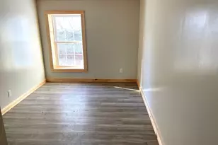 296 N Main St, Pittsfield, ME 04967 - Photo 16