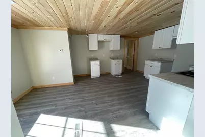 296 N Main Street, Pittsfield, ME 04967 - Photo 18