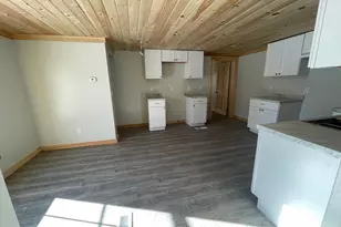 296 N Main St, Pittsfield, ME 04967 - Photo 18