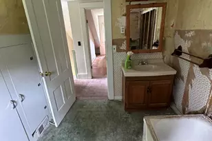 103 Pleasant St, Dexter, ME 04930 - Photo 32