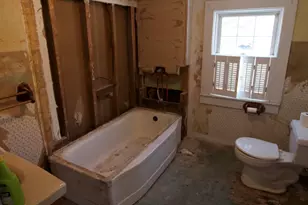 103 Pleasant St, Dexter, ME 04930 - Photo 18