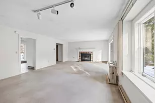 22 Oakwood Ln, Kennebunk, ME 04043 - Photo 10