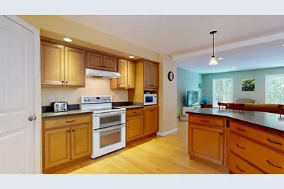 141 Bradbury Road, Lewiston, ME 04240 - Photo 14