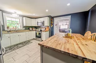 304 N Main Road N, Hampden, ME 04444 - Photo 14