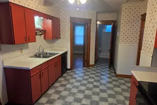 90 Bates St, Millinocket, ME 04462 - Photo 8