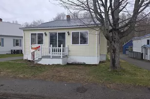 90 Bates St, Millinocket, ME 04462 - Photo 30