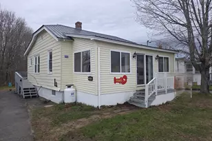 90 Bates St, Millinocket, ME 04462 - Photo 1