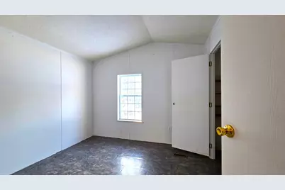 1035 Airline Road, Clifton, ME 04428 - Photo 14