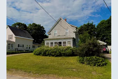 34 Lincoln Street, Millinocket, ME 04462 - Photo 2