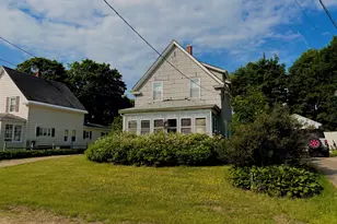 34 Lincoln St, Millinocket, ME 04462 - Photo 2