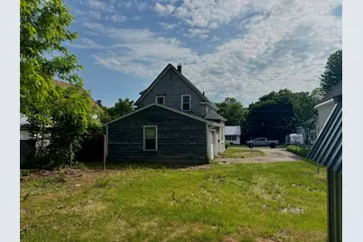 34 Lincoln Street, Millinocket, ME 04462 - Photo 4
