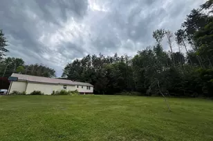 41 Crescent St, Skowhegan, ME 04976 - Photo 8