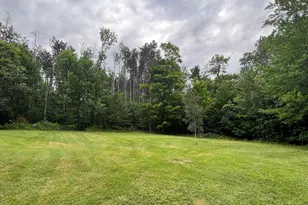41 Crescent St, Skowhegan, ME 04976 - Photo 12