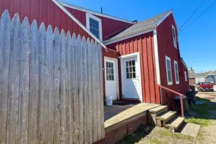 54 W Main St, Vinalhaven, ME 04863 - Photo 6