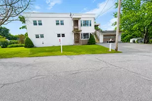 43 Eustis St, Lewiston, ME 04240 - Photo 2