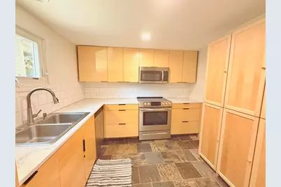 17 Grove Street, Rockland, ME 04841 - Photo 18