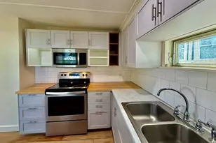 17 Grove St, Rockland, ME 04841 - Photo 48