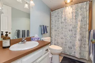 191 E Grand Ave, Old Orchard Beach, ME 04064 - Photo 8