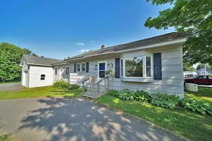 20 Cleaves St, Crystal, ME 04747 - Photo 18