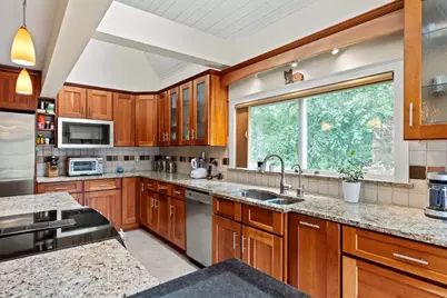 5 Hillside Place #2, Boothbay, ME 04537 - Photo 12