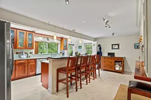 5 Hillside Pl, Boothbay, ME 04537 - Photo 10
