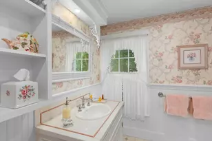 22 High St, Camden, ME 04843 - Photo 22