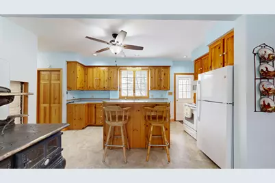1696 Federal Road, Livermore, ME 04253 - Photo 12