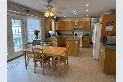 13 Oakwood Drive, South Portland, ME 04106 - Photo 10