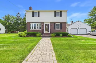 34 Windsor Ave, Augusta, ME 04330 - Photo 2