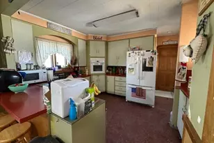 35 Fort Hill St, Fort Fairfield, ME 04742 - Photo 10