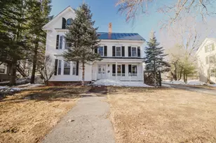 18 Maple St, Skowhegan, ME 04976 - Photo 4