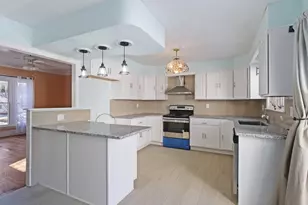18 Maple St, Skowhegan, ME 04976 - Photo 32