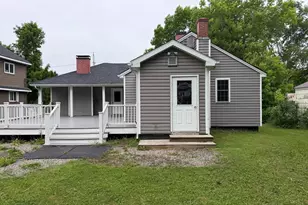 8 Lincoln St, Presque Isle, ME 04769 - Photo 34