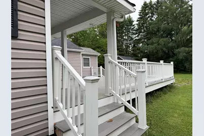 8 Lincoln Street, Presque Isle, ME 04769 - Photo 32