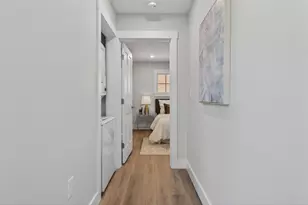 106 Cumberland Ave, Portland, ME 04101 - Photo 16