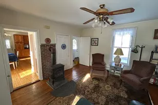 41 Grove St, Belfast, ME 04915 - Photo 14