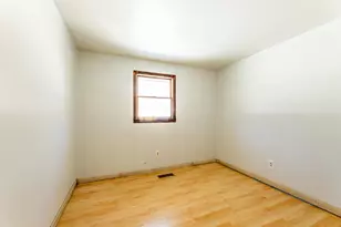 117 Beechwood St, Thomaston, ME 04861 - Photo 4