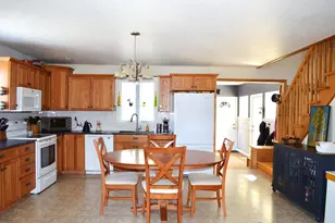 305 Market St, Fort Kent, ME 04743 - Photo 18