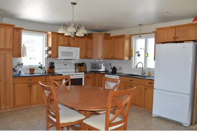 305 Market Street, Fort Kent, ME 04743 - Photo 16