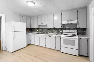 30 - 32 Granite St, Rockland, ME 04841 - Photo 8