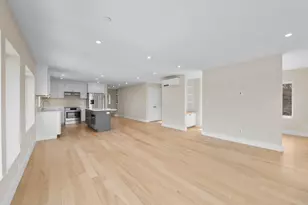 34 Hammond St, Portland, ME 04101 - Photo 22