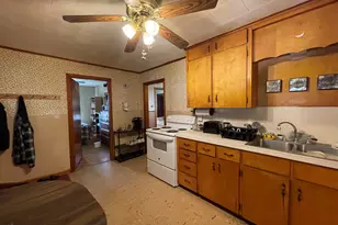 68 Prospect St, Millinocket, ME 04462 - Photo 36