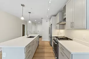 62 India St, Portland, ME 04101 - Photo 4