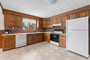 133 Eldridge Rd, Wells, ME 04090 - Photo 8