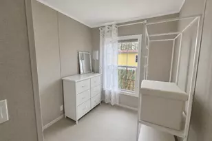36 Franklin Pkwy, Brunswick, ME 04011 - Photo 18