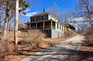 54 Elizabeth St, Portland, ME 04108 - Photo 2