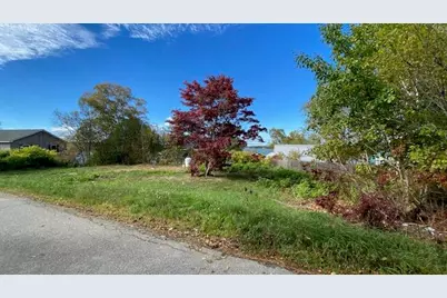 11 Lovelace Street, Eastport, ME 04631 - Photo 4